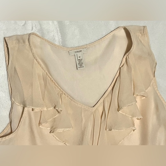 J. Crew Cream Peach Pale Pink Sleeveless Ruffle Front Lightweight Women’s Blouse - Picture 3 of 12